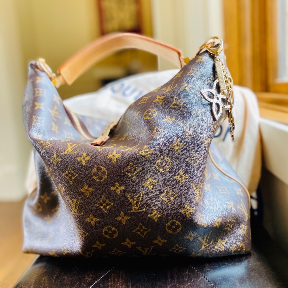 Authentic Louis Vuitton Sully - Picture 3 of 15